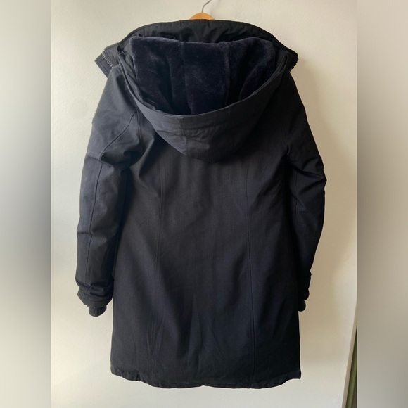 Toboggan black down jacket - Picture 5 of 12